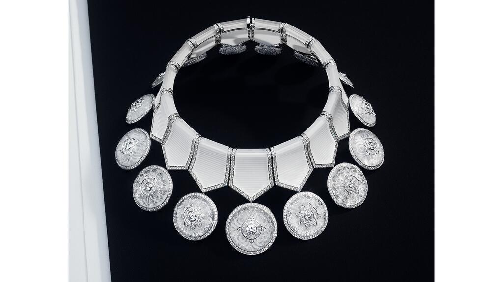 Boucheron Power of Couture Medallion