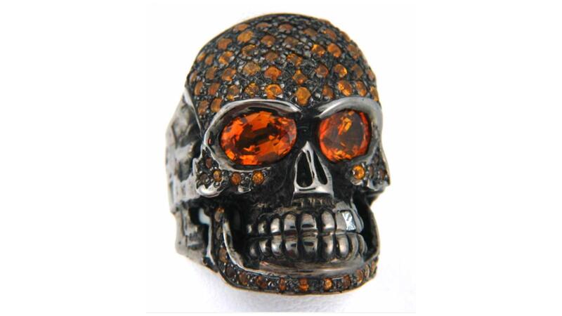 9-20211028_Loree Rodkin skull ring.jpg