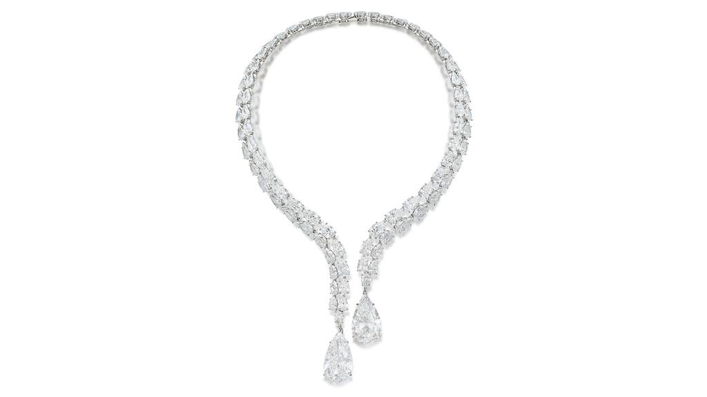 pear shaped diamond necklace