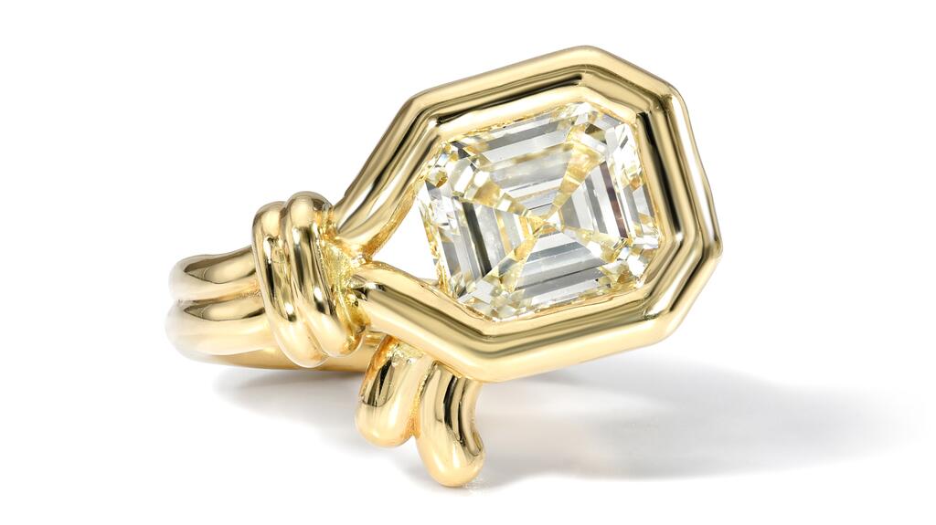 Retrouvaí diamond ring