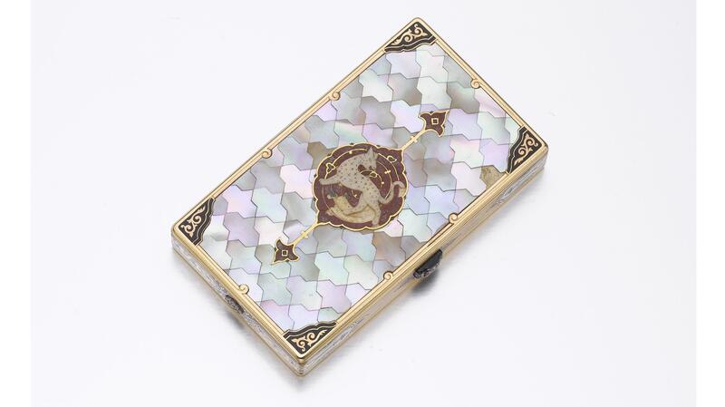 Phillips Geneva Cartier mother-of-pearl, enamel, and diamond vanity case