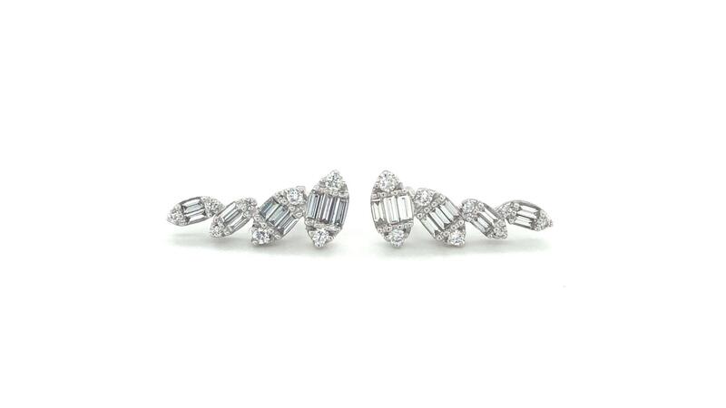 11-20230403_Lisa Nik earrings.jpg