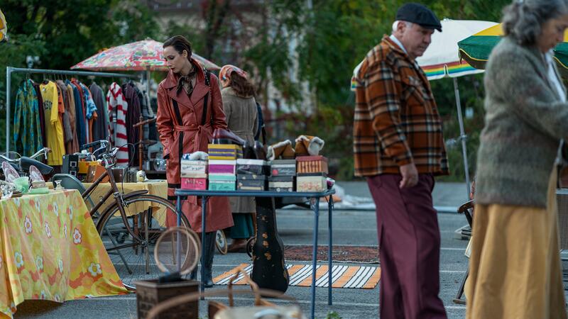 1-20210519_Halston Elsa finds bottle.jpg