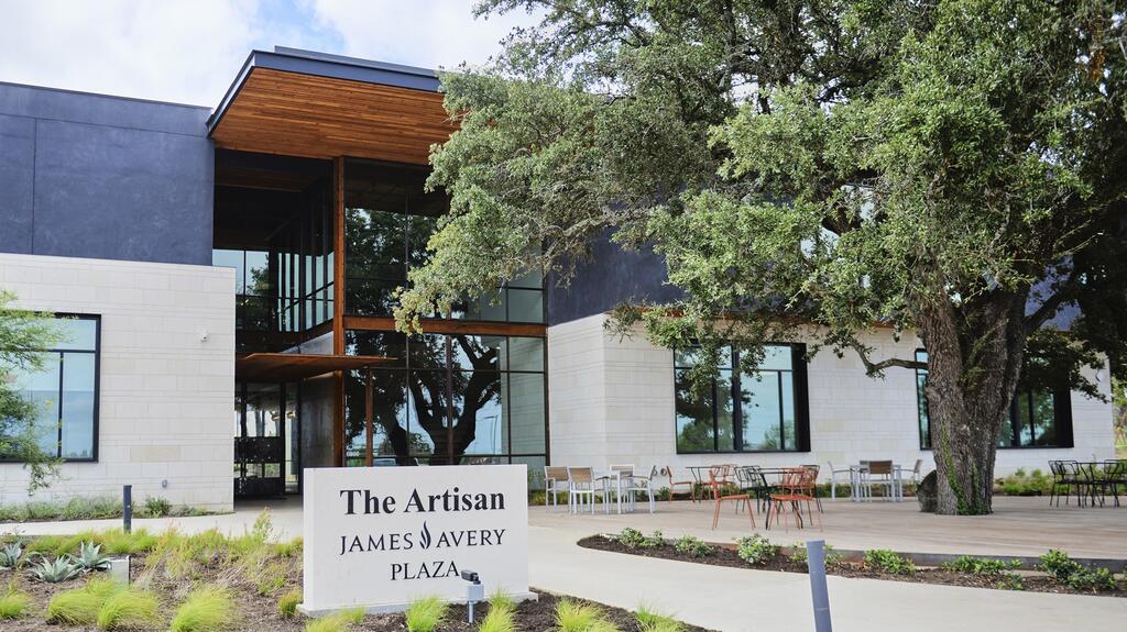 20211229_2-James Avery.jpg